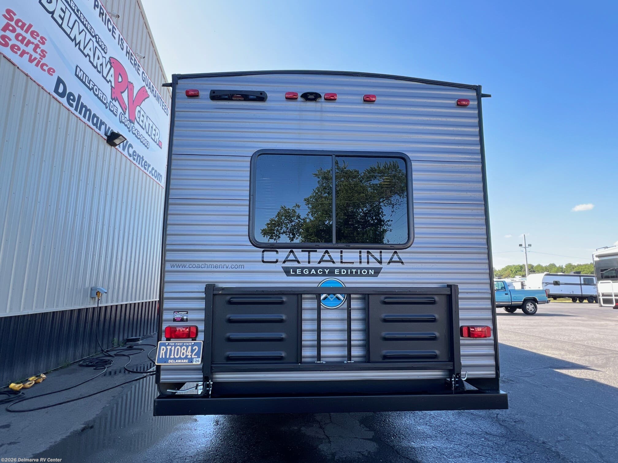 Used 2024 Coachmen Catalina Legacy Edition 283FEDS available in Milford, Delaware