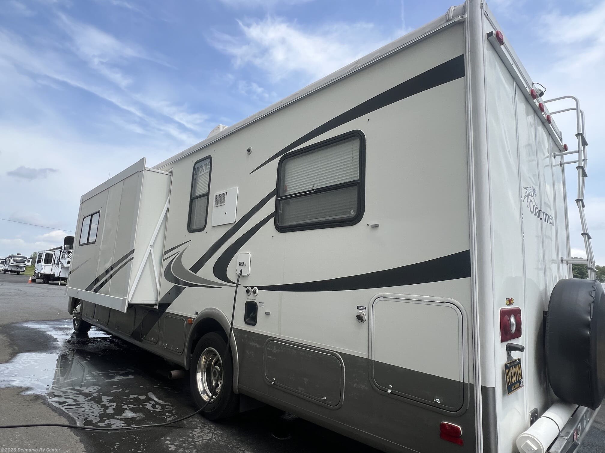 2004 Mirada 32OKS by Coachmen from Delmarva RV Center (Milford North) in Milford North, Delaware