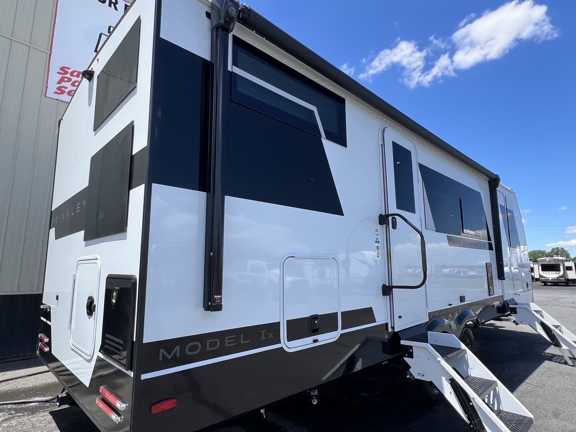 2027 Brinkley RV Model I 24X - New Travel Trailer For Sale by Delmarva RV Center in Milford, Delaware