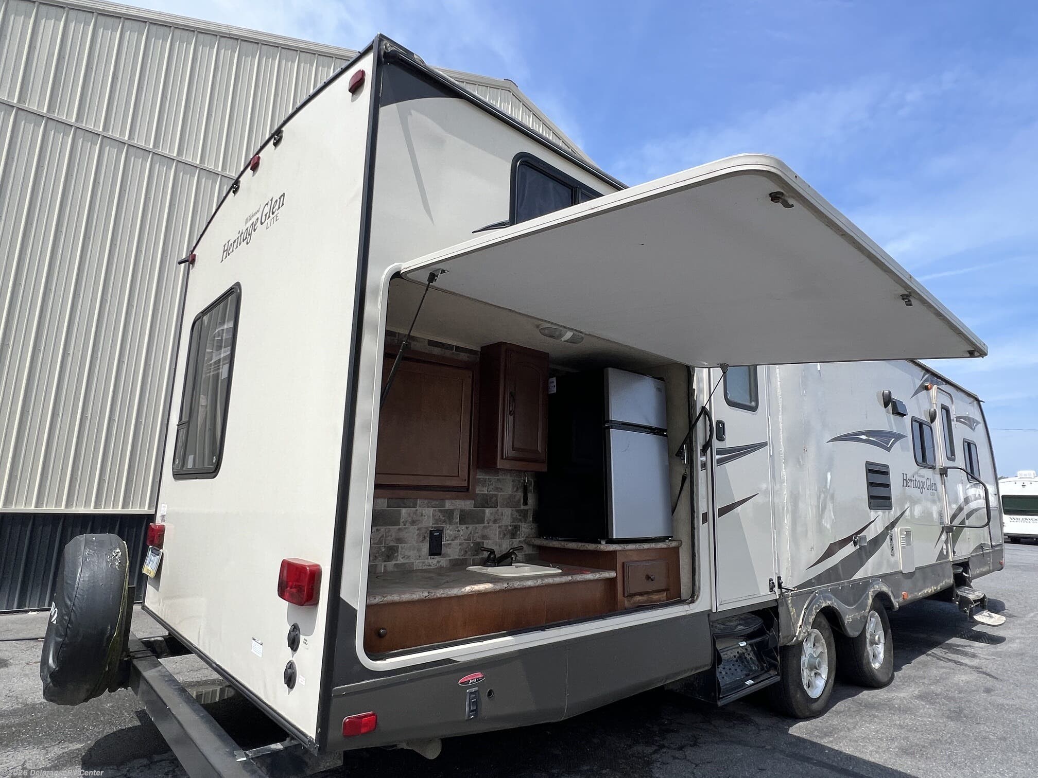 Used 2013 Forest River Wildwood Heritage Glen Lite 312QBUD available in Milford, Delaware