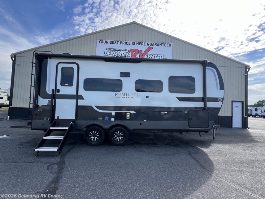2027 Forest River Rockwood Mini Lite 2205s