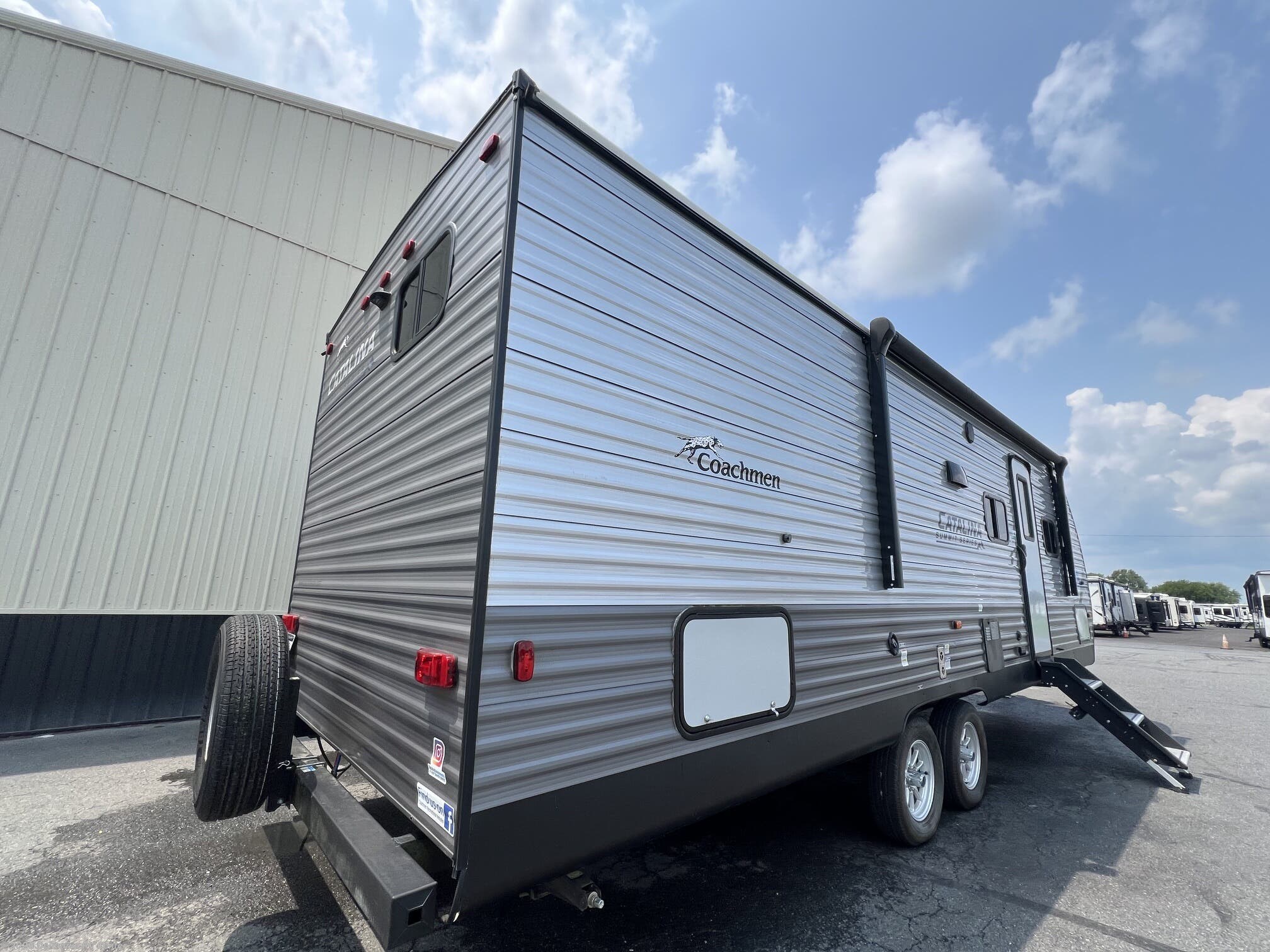 2022 Catalina Summit Series 8 261BHS by Coachmen from Delmarva RV Center in Milford, Delaware