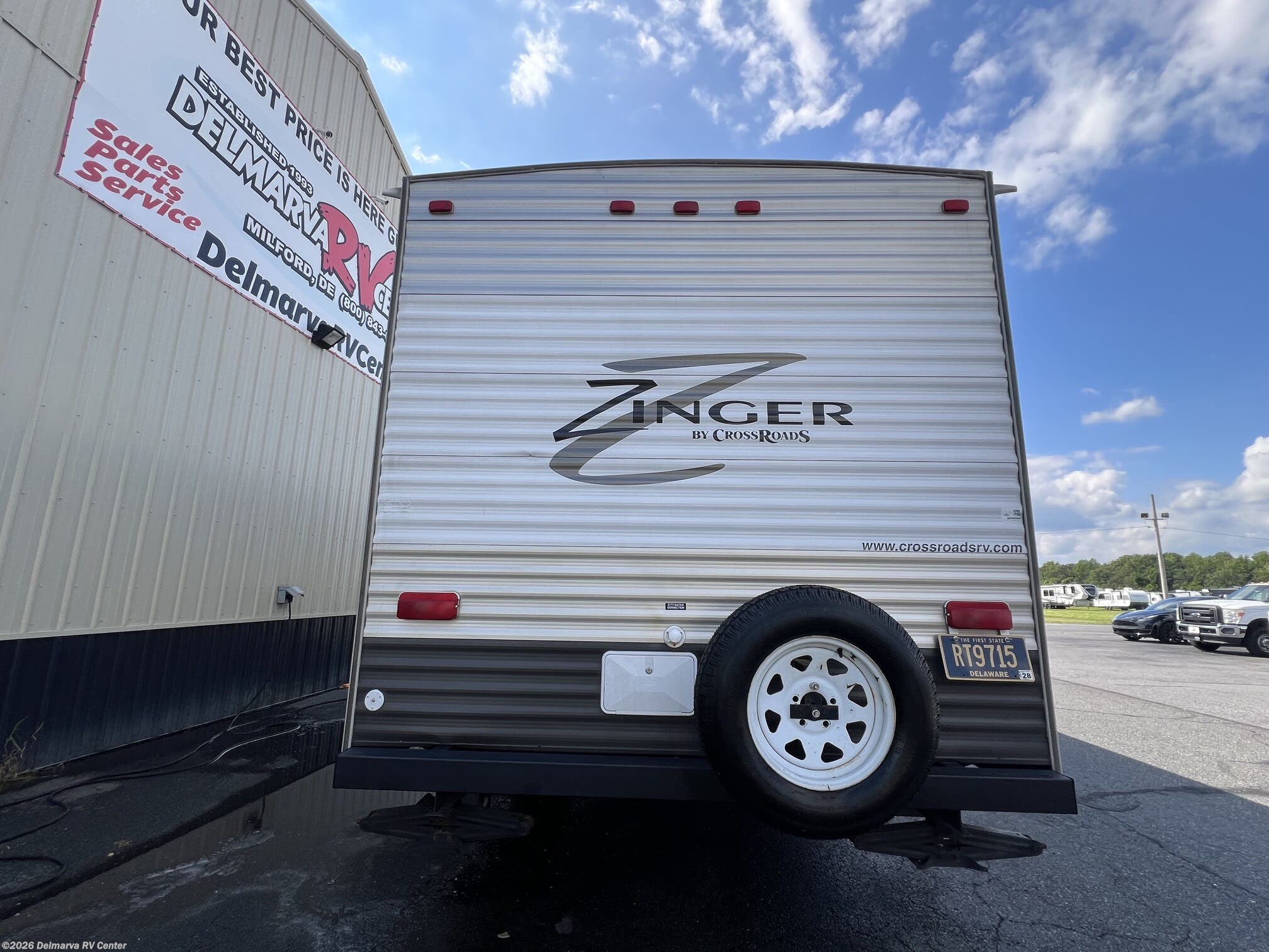 2014 CrossRoads Zinger 280BH - Used Travel Trailer For Sale by Delmarva RV Center in Milford, Delaware