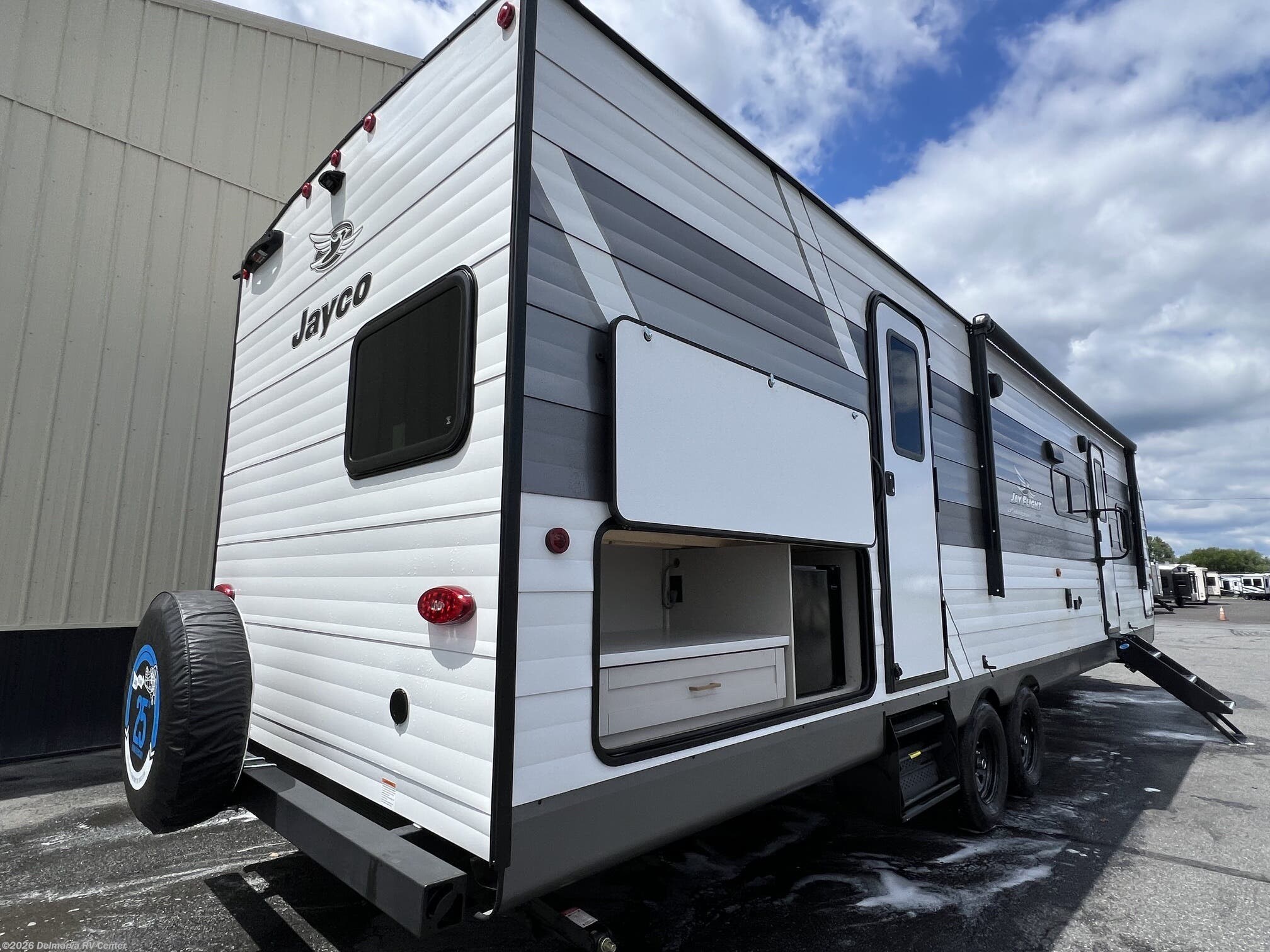 2027 Jayco Jay Flight 321BDS - Used Travel Trailer For Sale by Delmarva RV Center in Milford, Delaware features Power Awning, Water Heater, TV, Toilet, Backup Camera