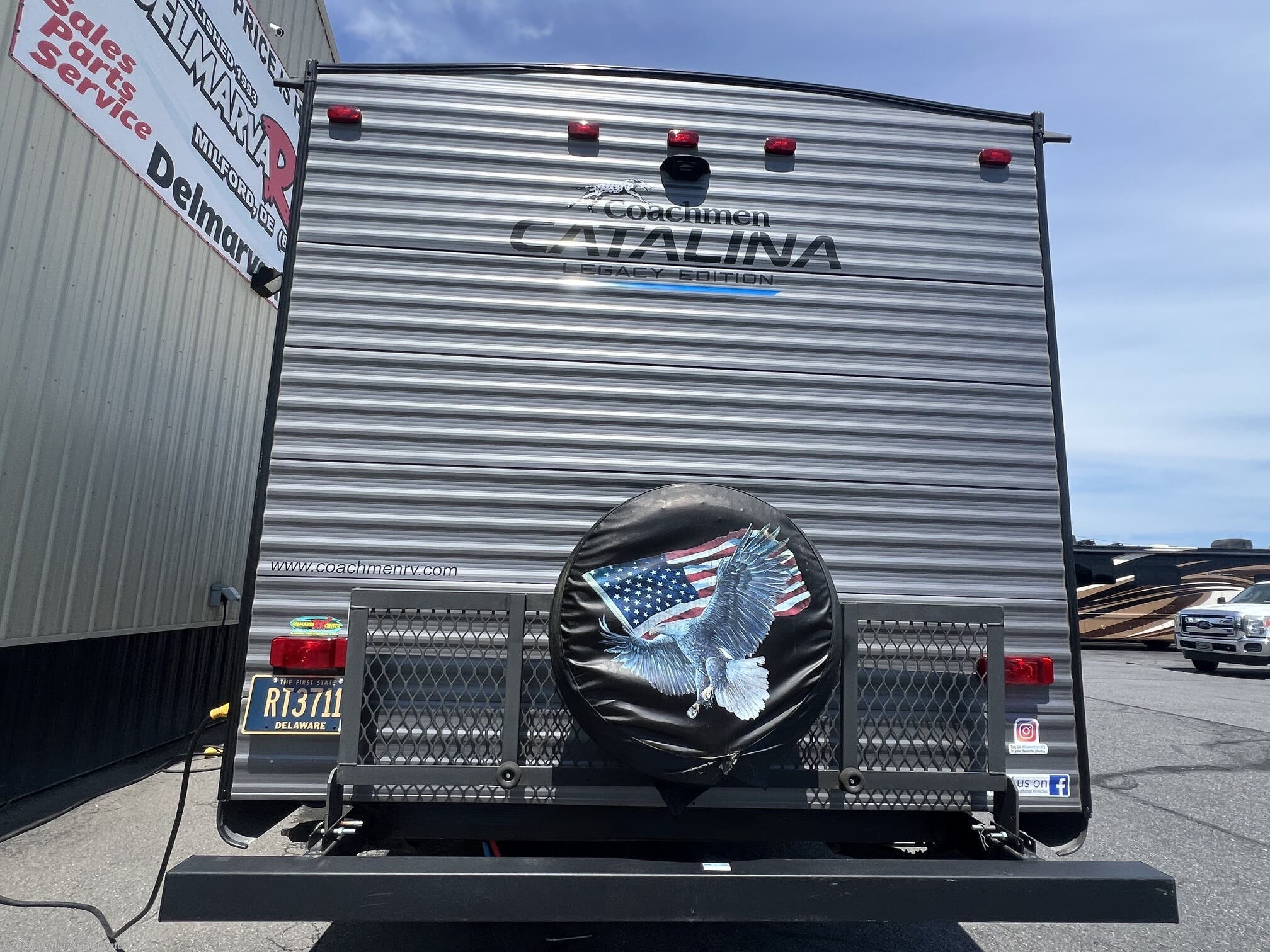 Used 2023 Coachmen Catalina Legacy Edition 263BHSCK available in Milford North, Delaware