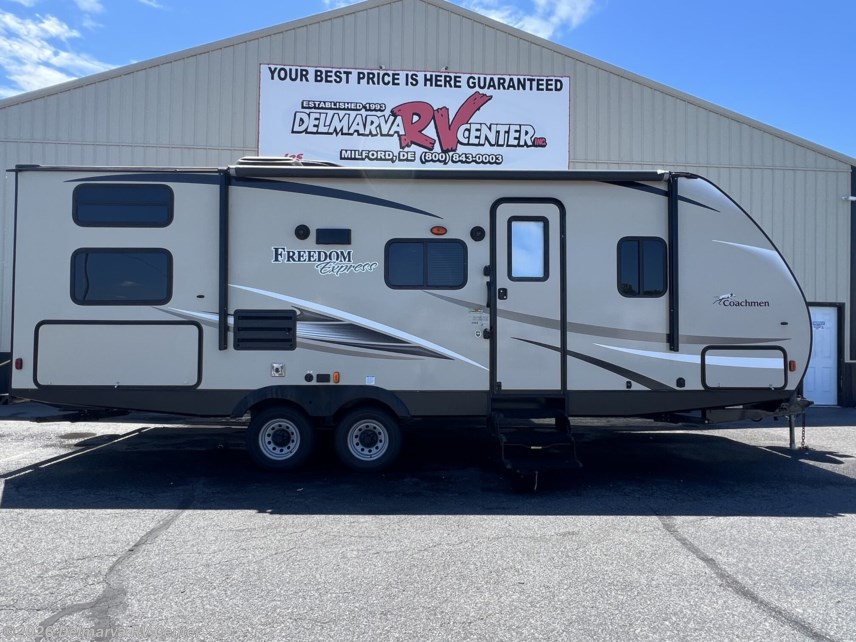 2017 Coachmen Freedom Express 25se