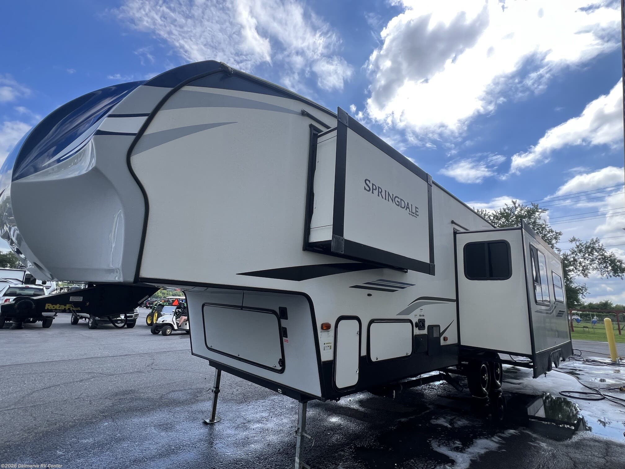 2020 Keystone Springdale 300FW - Used Fifth Wheel For Sale by Delmarva RV Center in Milford, Delaware