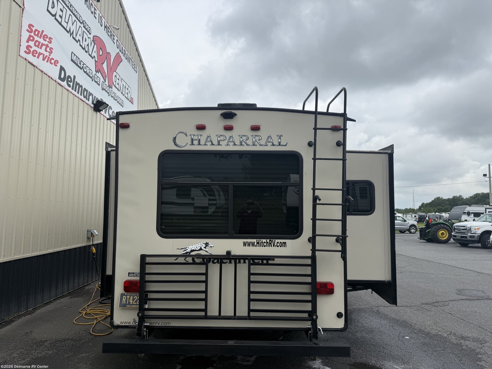2017 Chaparral Lite 30 RLS by Coachmen from Delmarva RV Center in Milford, Delaware