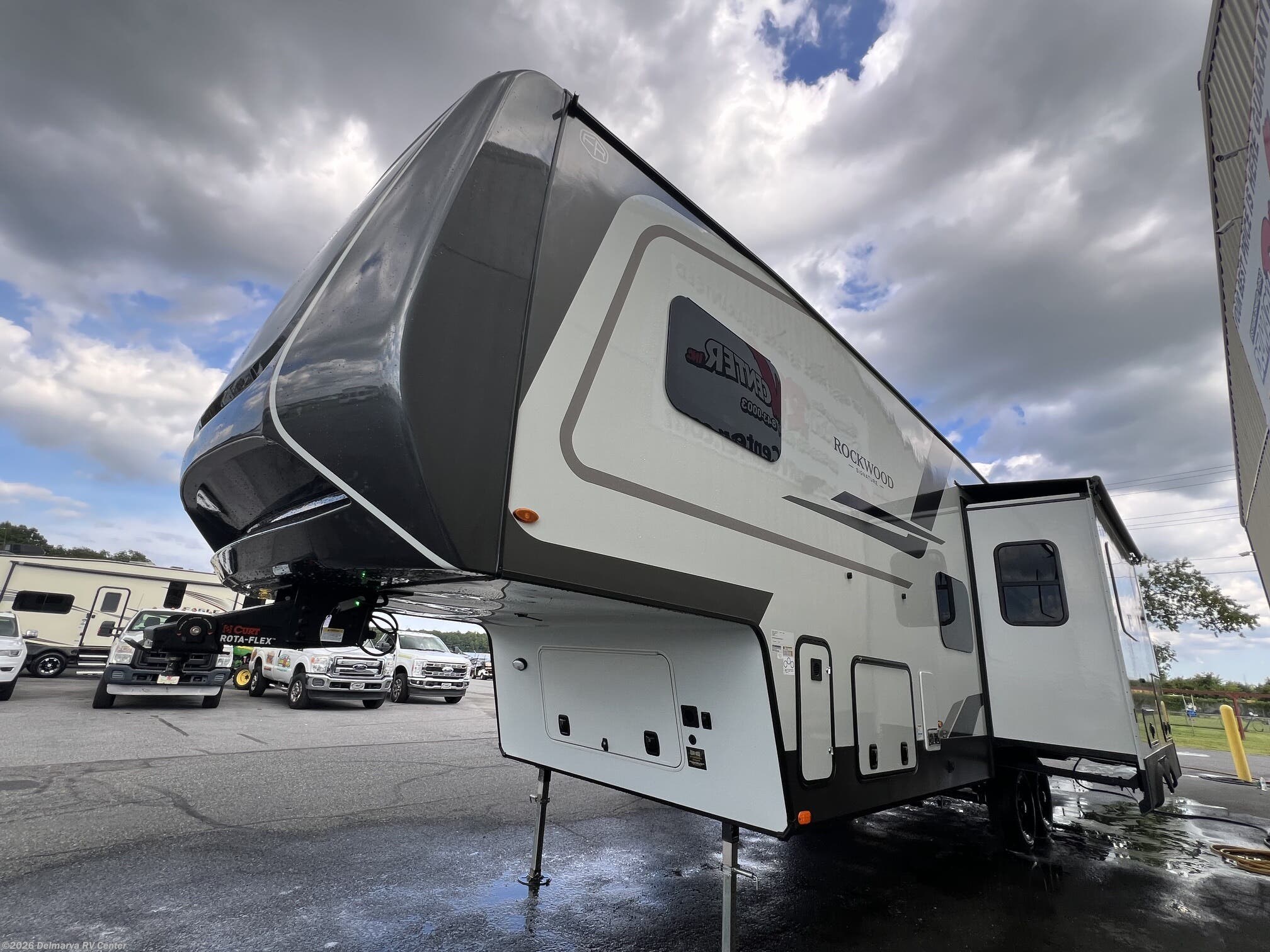 2027 Rockwood Signature R374DBH by Forest River from Delmarva RV Center in Milford, Delaware