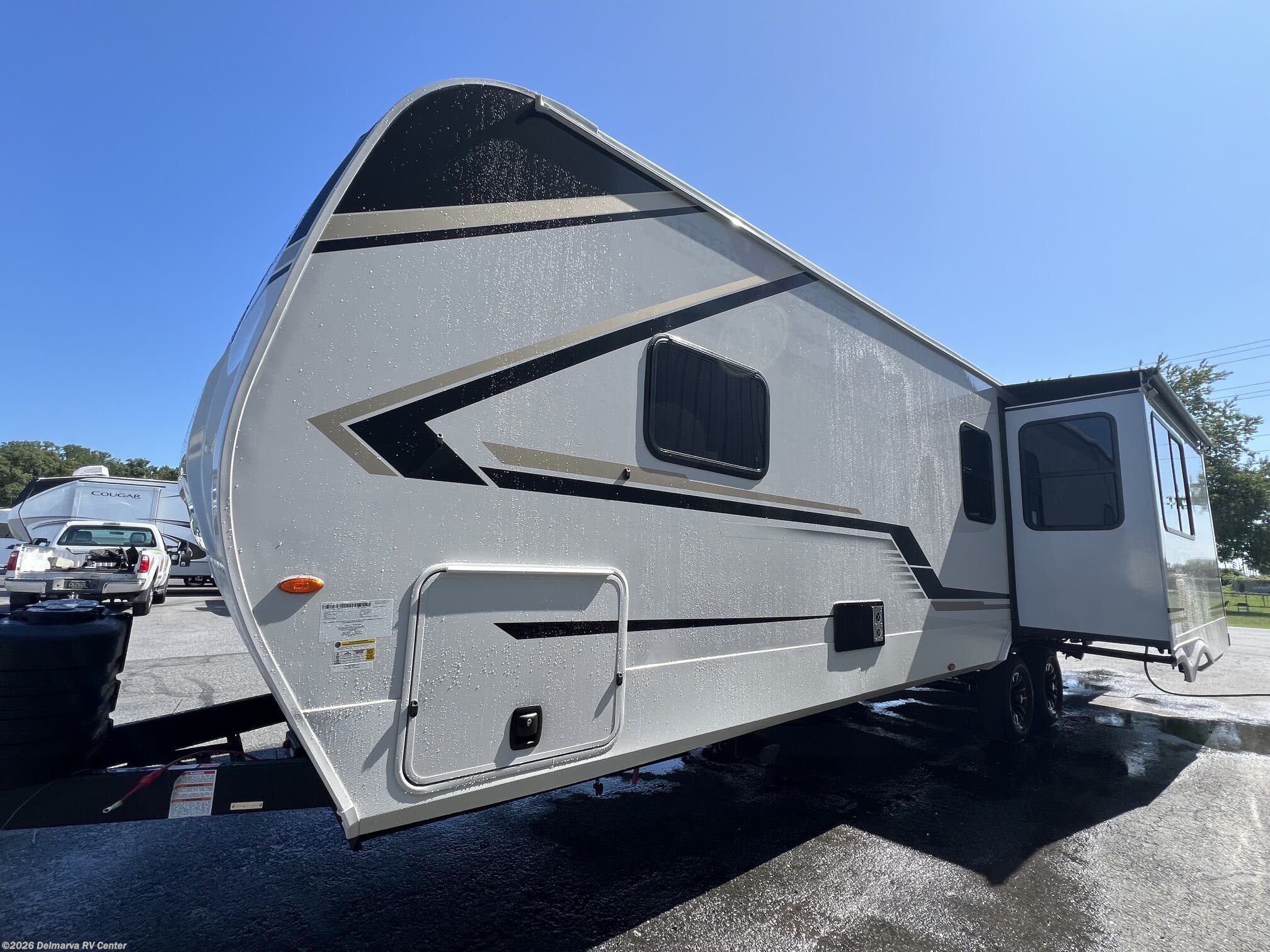2027 Keystone Cougar Half-Ton 29RKE - New Travel Trailer For Sale by Delmarva RV Center in Milford, Delaware