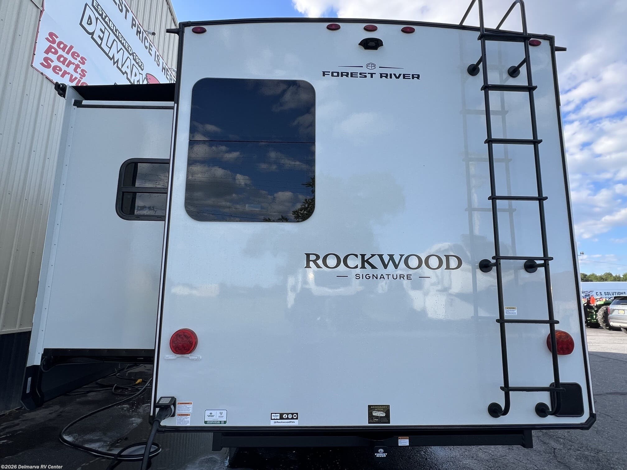 New 2027 Forest River Rockwood Signature 8391FK available in Milford, Delaware
