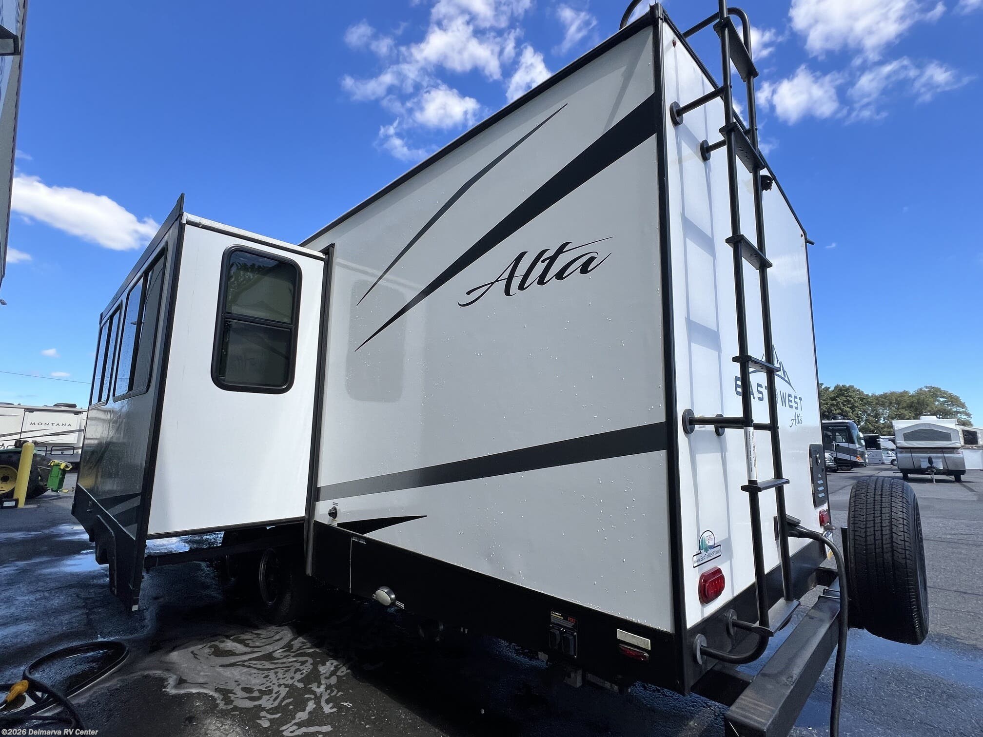 Used 2023 East to West Alta 2800 KBH available in Milford, Delaware