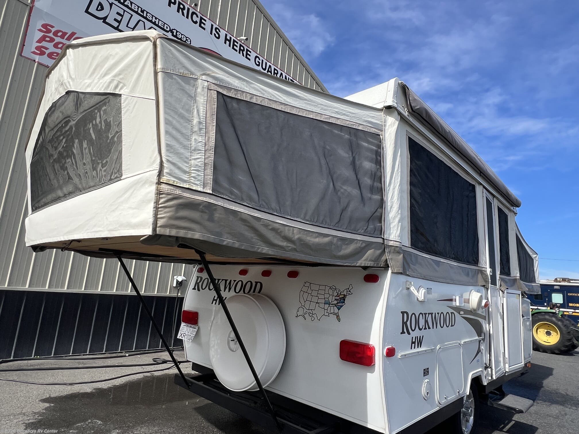 2009 Forest River Rockwood HW258 - Used Popup For Sale by Delmarva RV Center in Milford, Delaware