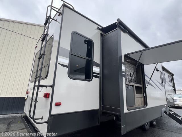 Used 2019 Keystone Sprinter Limited 3571FWLFT available in Milford, Delaware