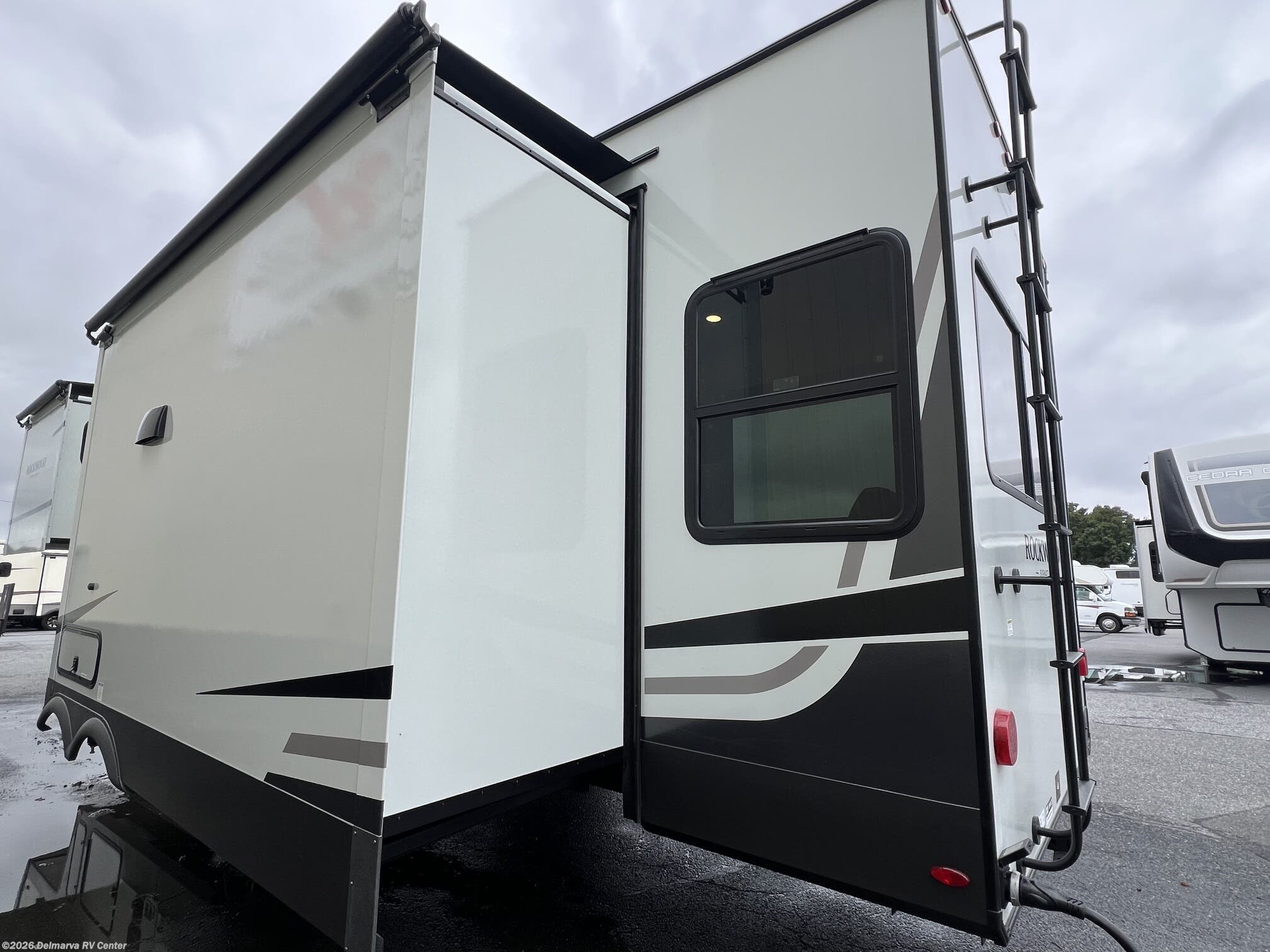 2027 Rockwood Signature 332SRL by Forest River from Delmarva RV Center in Milford, Delaware