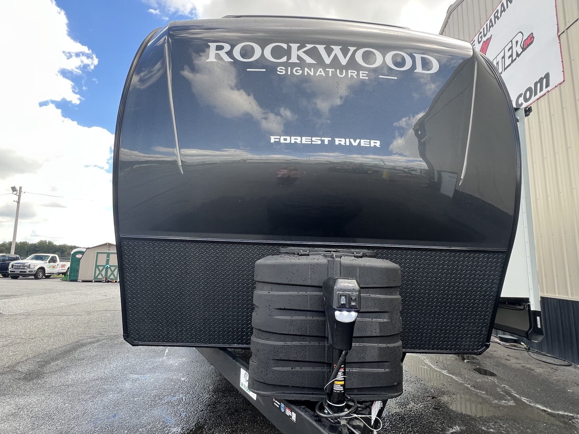 2027 Rockwood Signature 8392RL by Forest River from Delmarva RV Center in Milford, Delaware