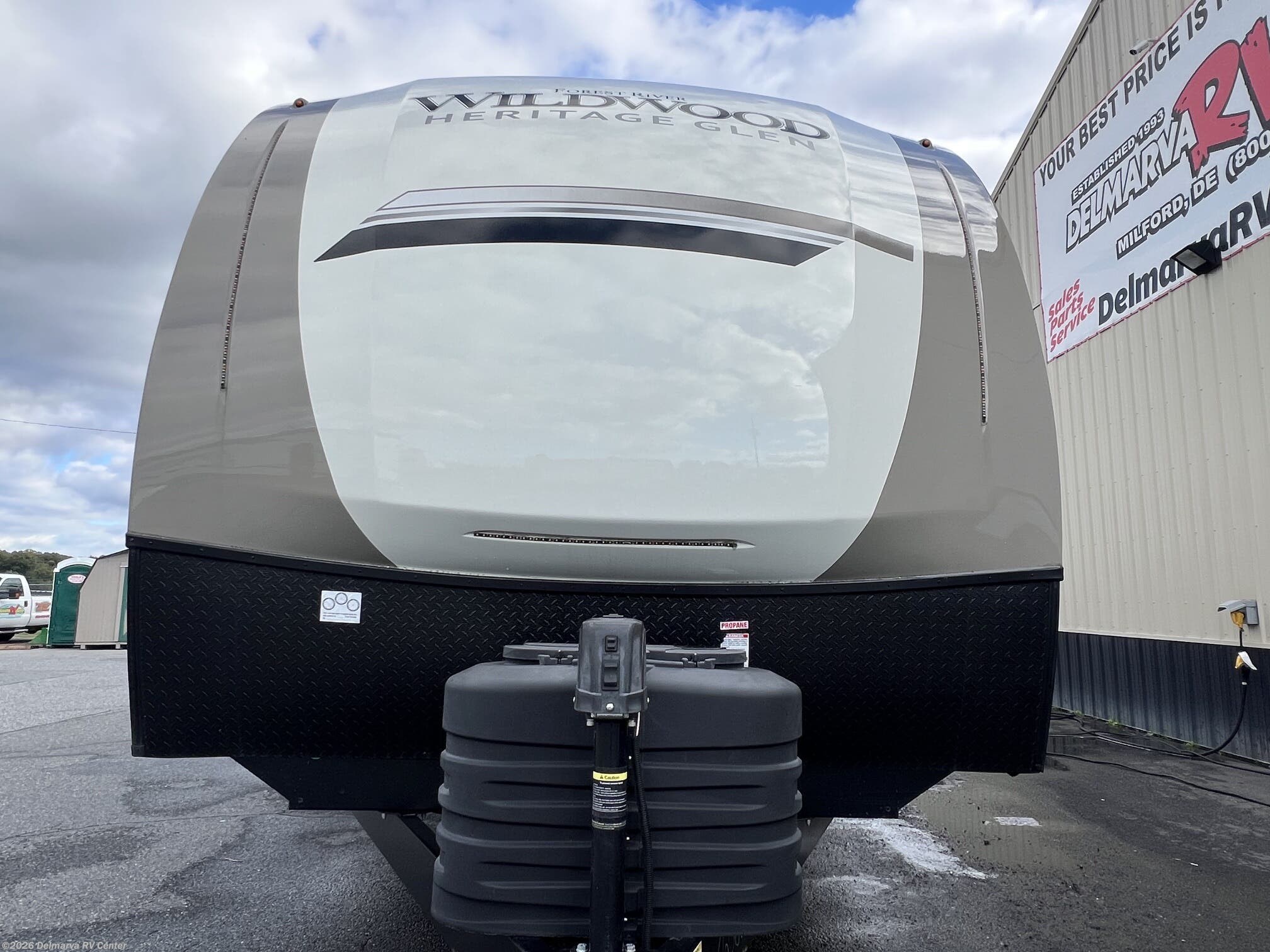2024 Wildwood Heritage Glen Hyper-Lyte 27RKHL by Forest River from Delmarva RV Center in Milford, Delaware