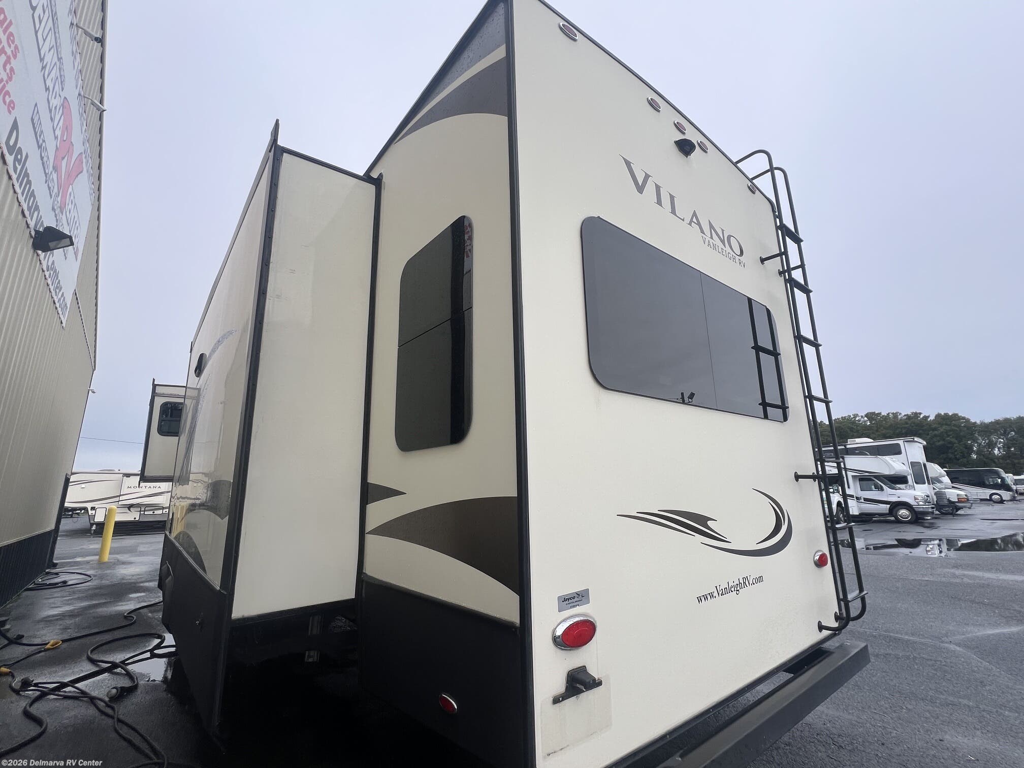 Used 2018 Vanleigh Vilano 365RL available in Milford, Delaware