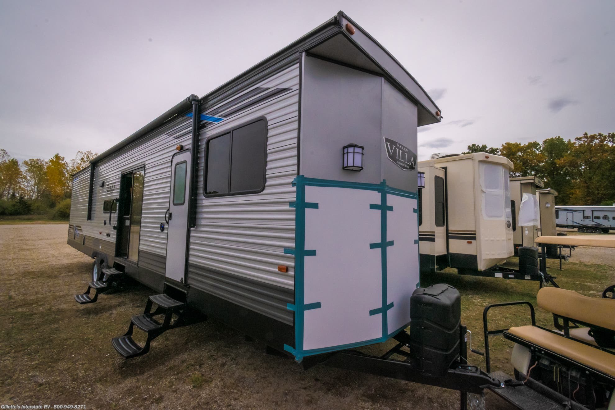 2021 Forest River Salem Villa Classic 4002Q RV for Sale in East Lansing