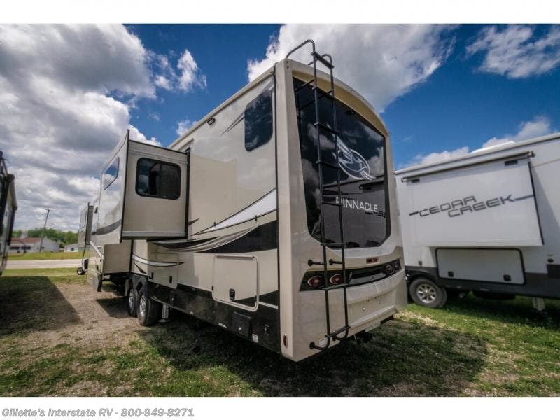 2022 Jayco Pinnacle 38FLGS RV for Sale in East Lansing, MI 48823