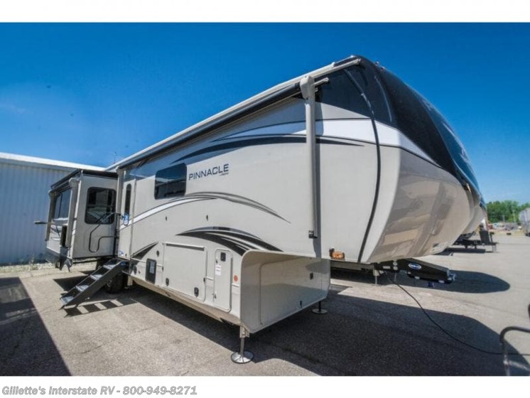 New 2022 Jayco Pinnacle 36FBTS available in Haslett, Michigan