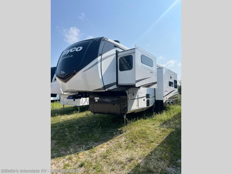 New 2026 Jayco Pinnacle 32RLTS available in Haslett, Michigan