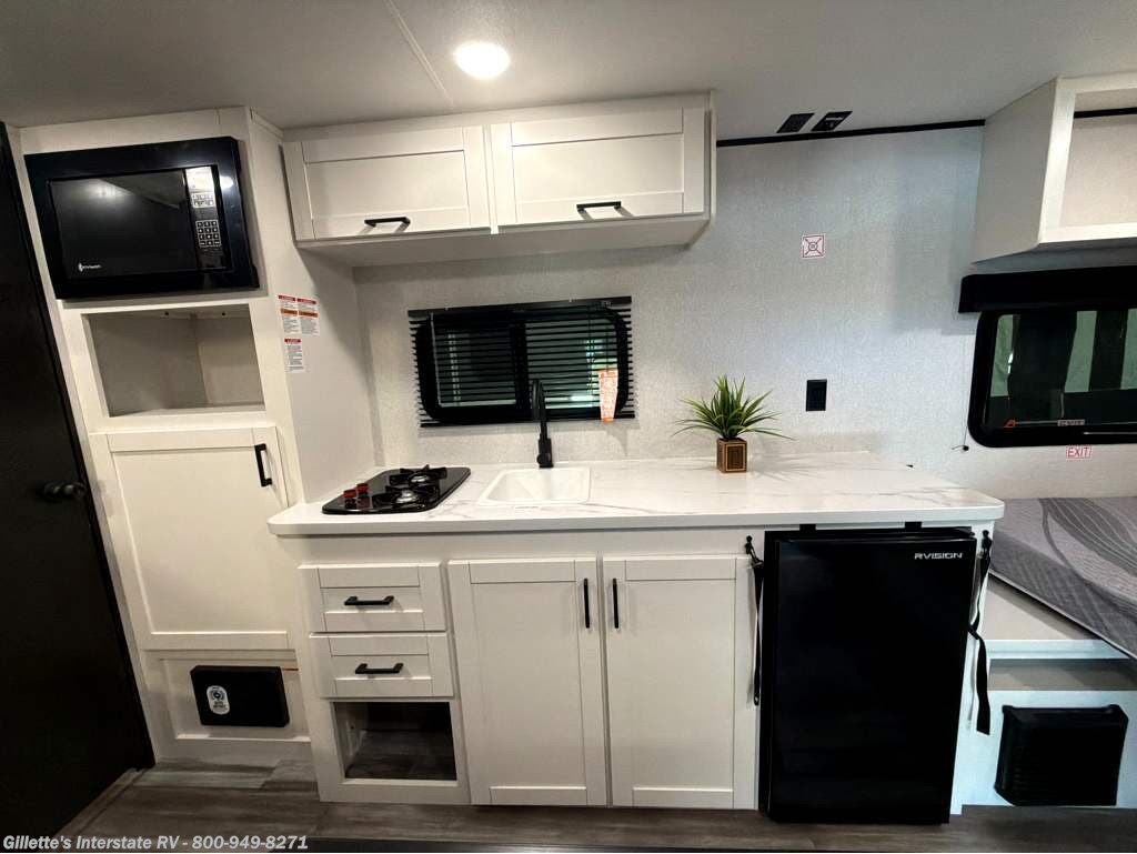 New 2026 Jayco Jay Flight SLX 172DB available in Haslett, Michigan