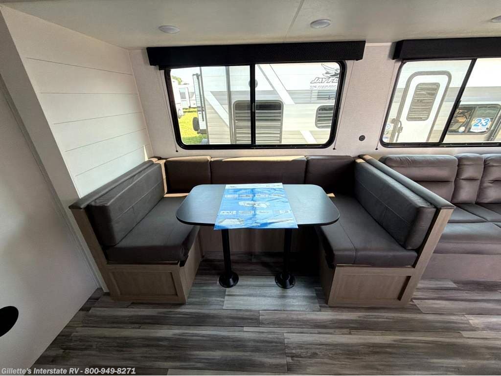 New 2026 Jayco Jay Flight SLX 321BDS available in Haslett, Michigan