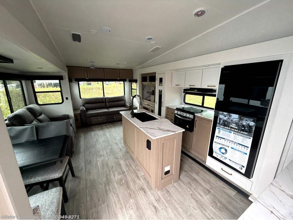 2027 Eagle SLE 30RLT by Jayco from Gillette's Interstate RV in Haslett, Michigan