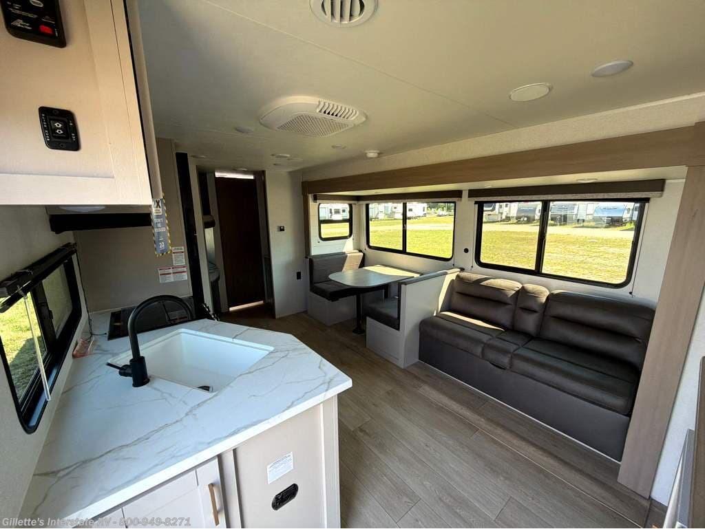 2027 Jayco Jay Flight 261BHS - New Travel Trailer For Sale by Gillette's Interstate RV in Haslett, Michigan