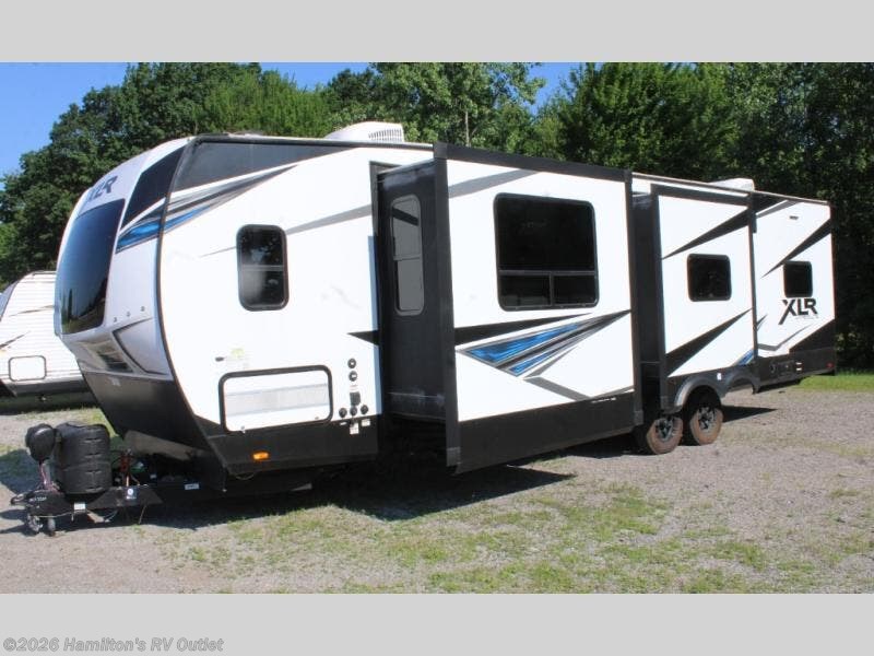 2022 XLR Hyper Lite 3310 by Forest River from Hamilton's RV Outlet in Saginaw, Michigan
