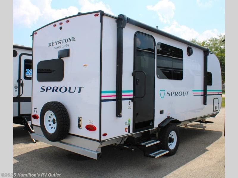 2026 Sprout 19RKS by Keystone from Hamilton's RV Outlet in Saginaw, Michigan