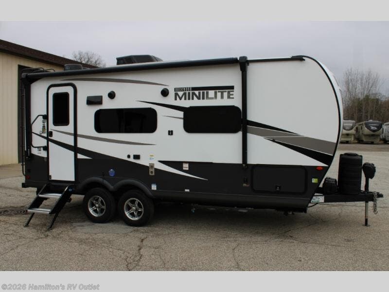 2025 Rockwood Mini Lite 2109S by Forest River from Hamilton's RV Outlet in Saginaw, Michigan