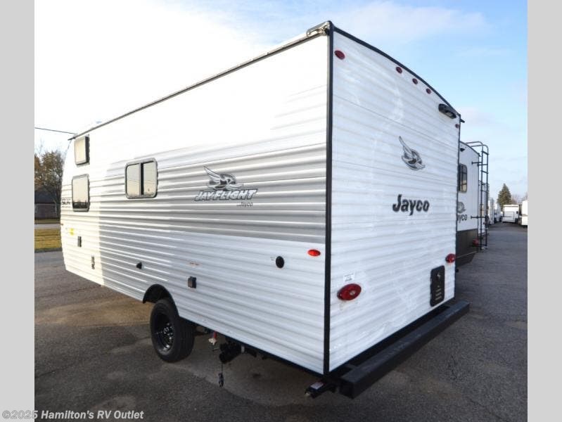 New 2026 Jayco Jay Flight SLX 172DB available in Saginaw, Michigan