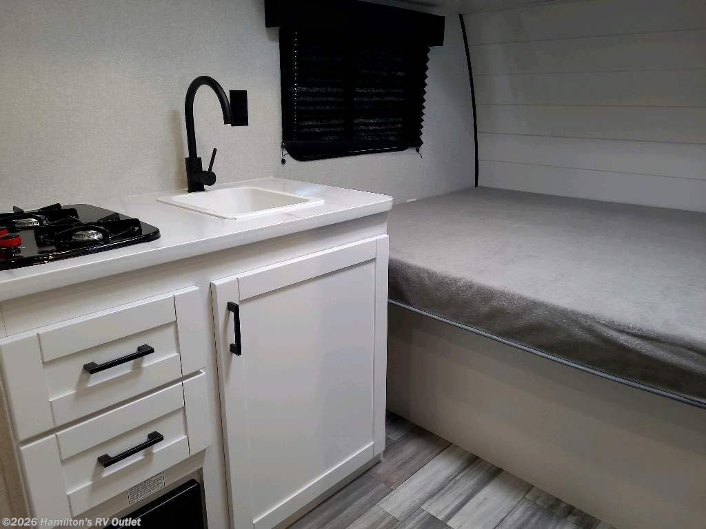 New 2026 Jayco Jay Flight SLX 130BH available in Saginaw, Michigan