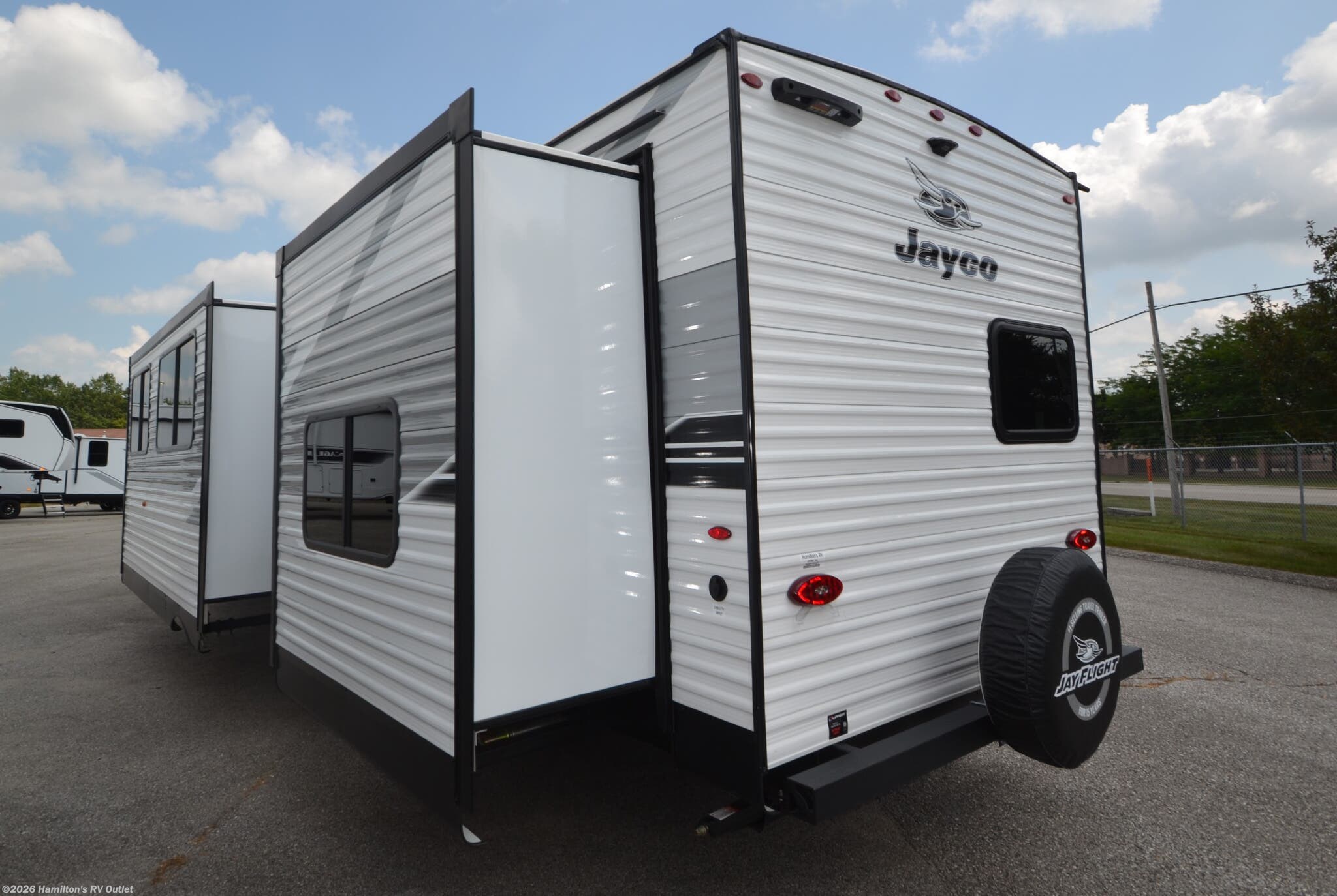 New 2026 Jayco Jay Flight SLX 321BDS available in Saginaw, Michigan