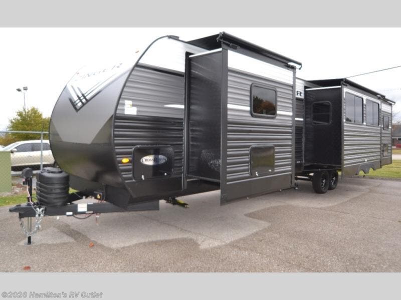 New 2026 CrossRoads Zinger ZR390DB available in Saginaw, Michigan
