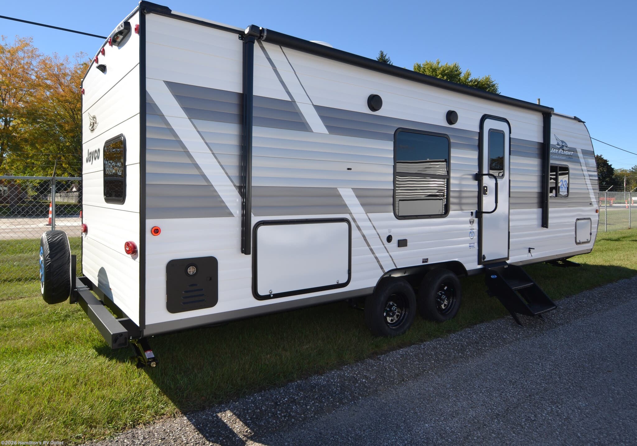 2027 Jay Flight 260BH by Jayco from Hamilton's RV Outlet in Saginaw, Michigan