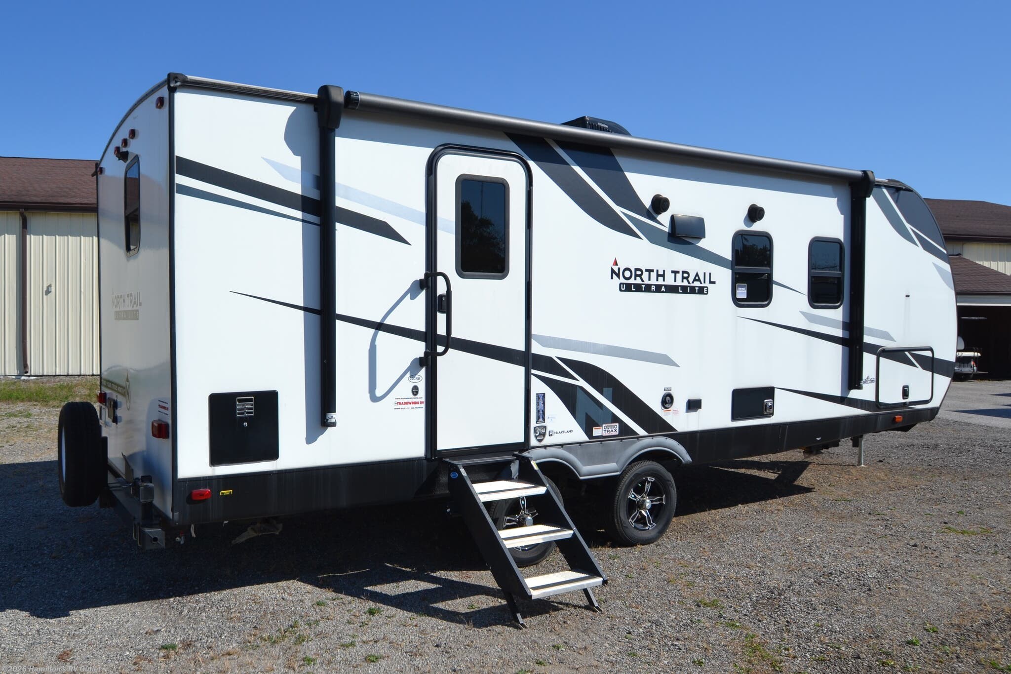 2022 North Trail Ultra-Lite NT 22CRB by Heartland from Hamilton's RV Outlet in Saginaw, Michigan
