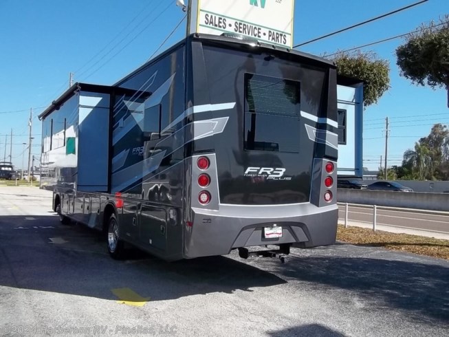 2024 FR3 33Z by Forest River from Harberson RV - Pinellas, LLC in Clearwater, Florida