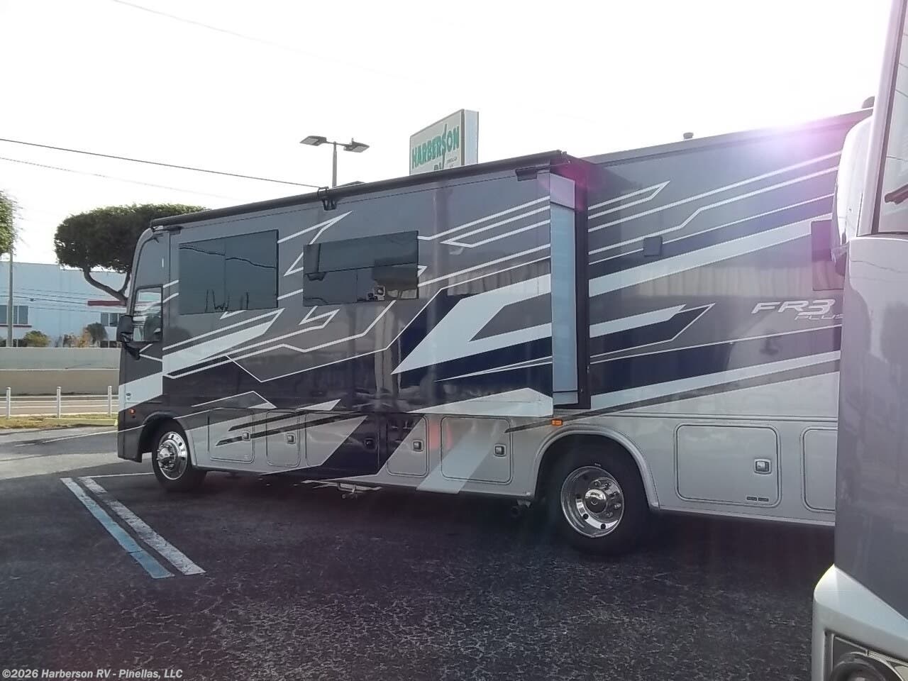 2026 FR3 Plus 33Z by Forest River from Harberson RV - Pinellas, LLC in Clearwater, Florida