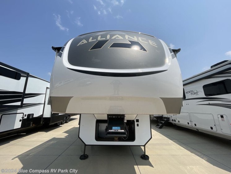 Used 2022 Alliance RV Paradigm 385fl available in Park City, Kansas