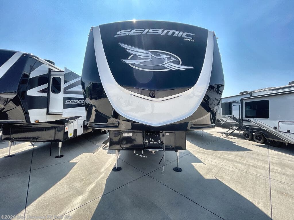 2025 Jayco Seismic 399 - New Fifth Wheel For Sale by Blue Compass RV Park City in Park City, Kansas