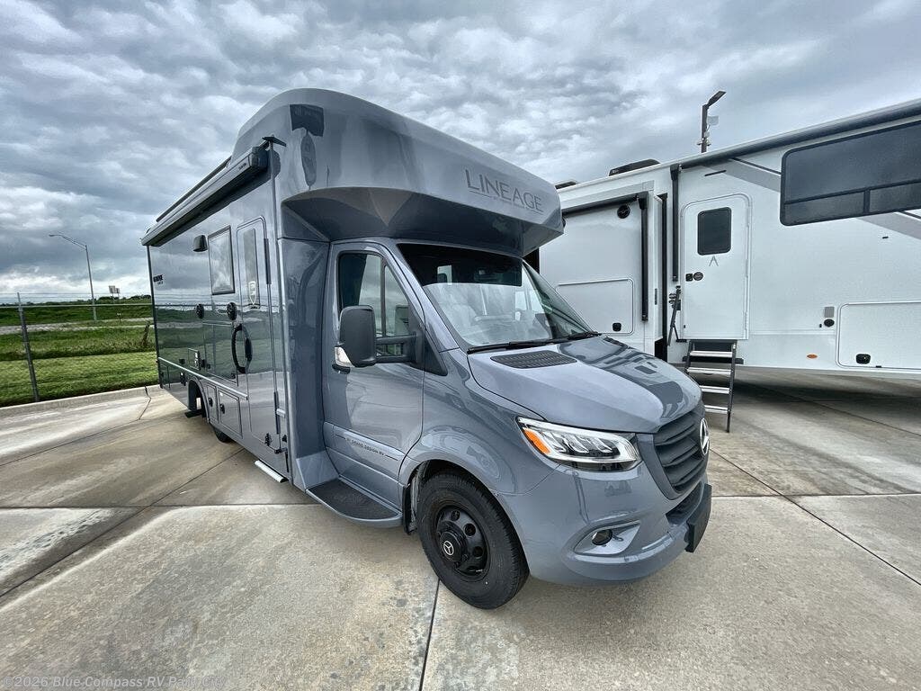 2025 Lineage Series M 25FW by Grand Design from Blue Compass RV Park City in Park City, Kansas