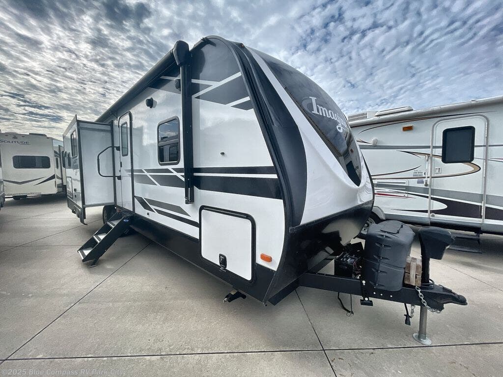Used 2021 Grand Design Imagine 2670MK available in Park City, Kansas