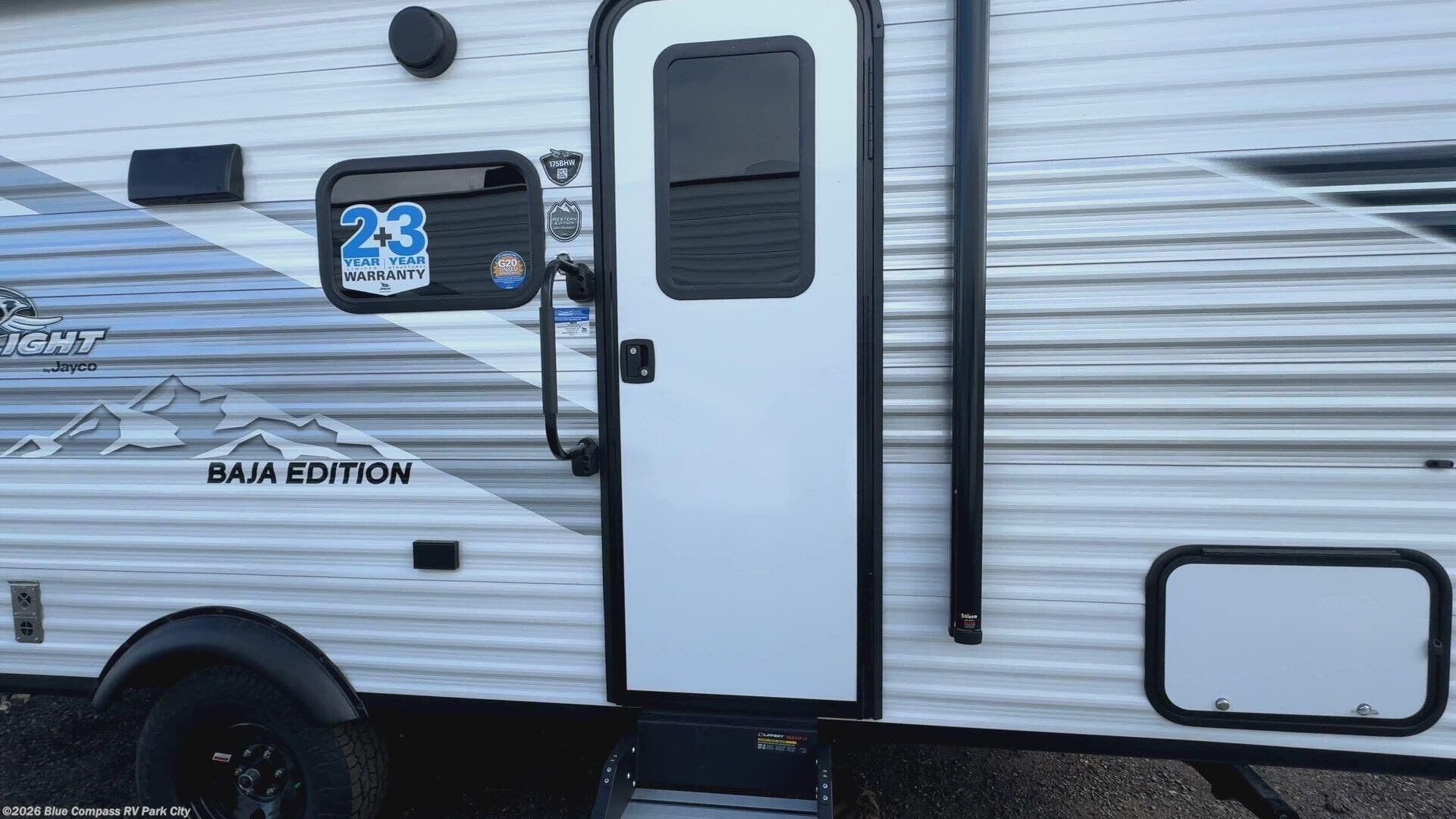 2025 Jayco Jay Flight SLX 175BHW - New Travel Trailer For Sale by Blue Compass RV Park City in Park City, Kansas