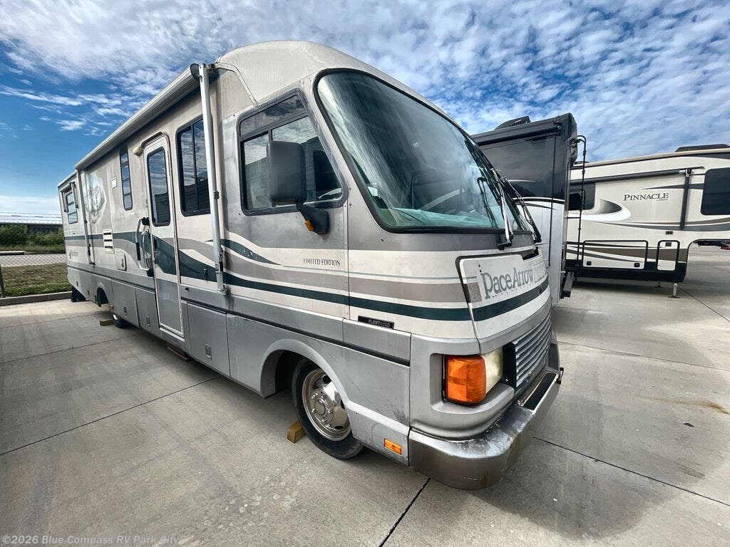 1994 Arrow MX by Fleetwood from Blue Compass RV Park City in Park City, Kansas