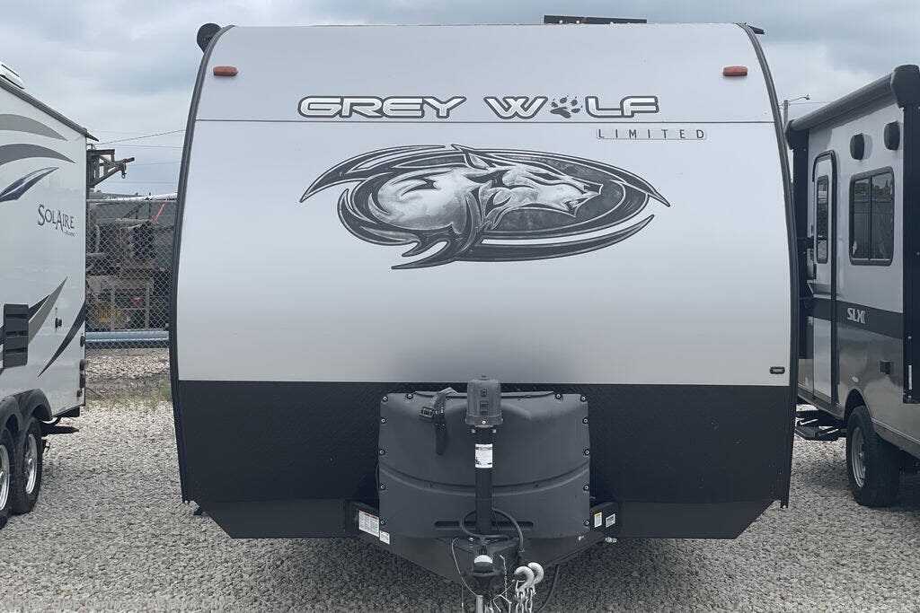 Used 2021 Forest River Cherokee Grey Wolf Cherokee Greywolf 26djse available in Park City, Kansas