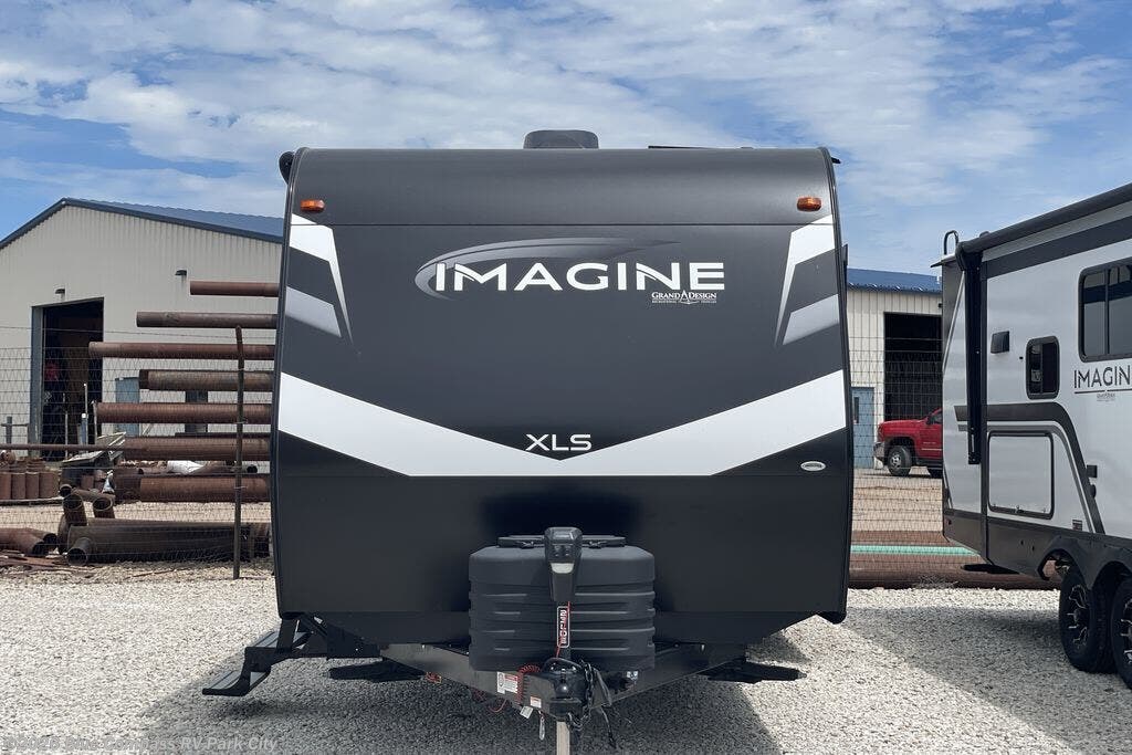 2025 Imagine 23LDE by Grand Design from Blue Compass RV Park City in Park City, Kansas