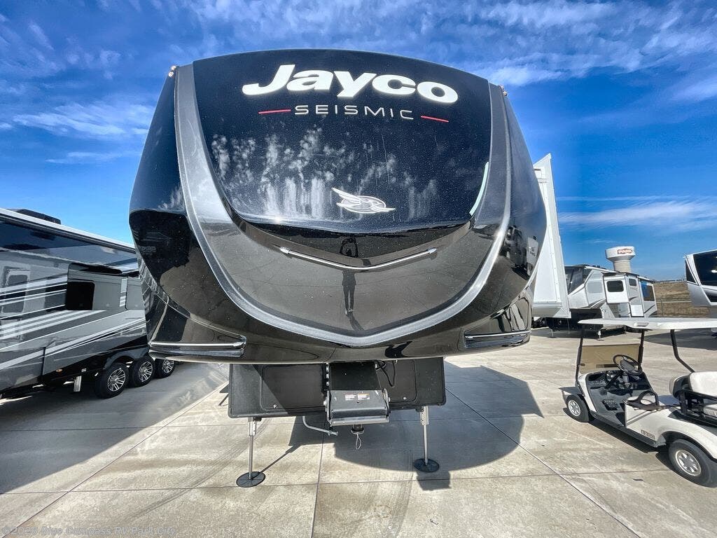 New 2026 Jayco Seismic 399 available in Park City, Kansas